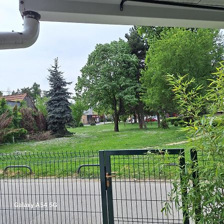 Studio Apartmani Louis I Lola 萨格勒布 外观 照片